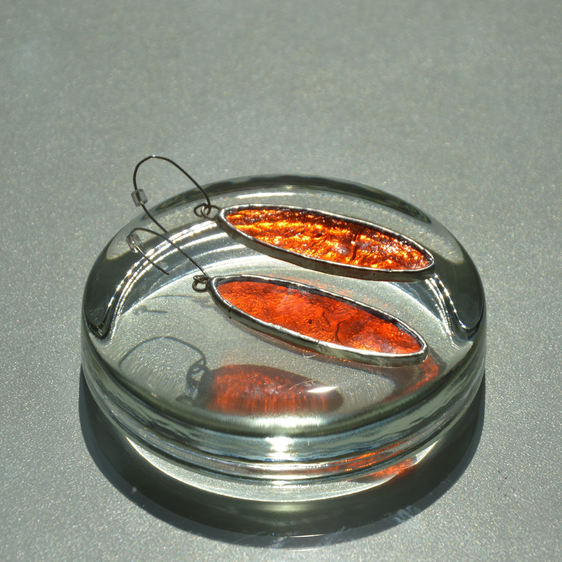 Oranžinio stiklo auskarai